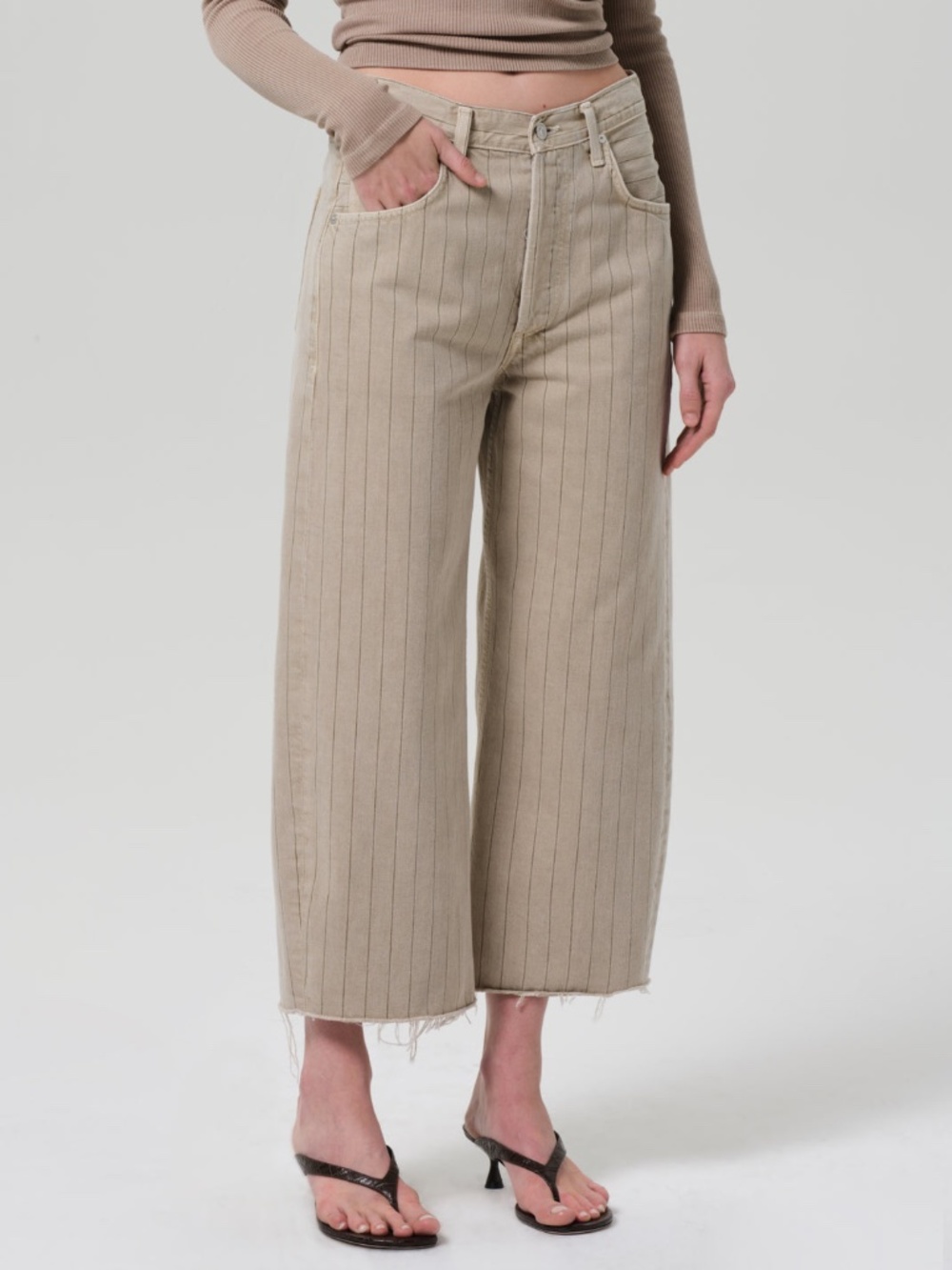 Citizens of Humanity Ayla Raw Hem Crop Jeans in Neutral Stripe Size 29